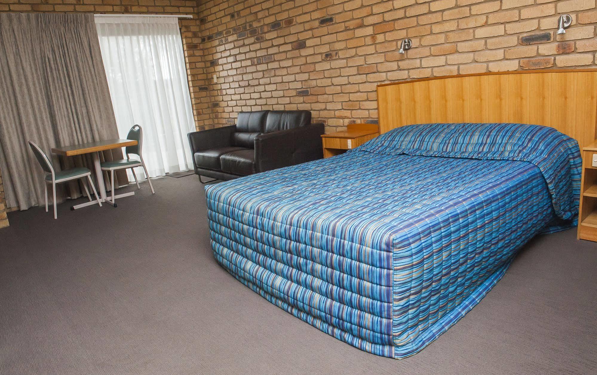 The Club Motor Inn Chinchilla Eksteriør bilde